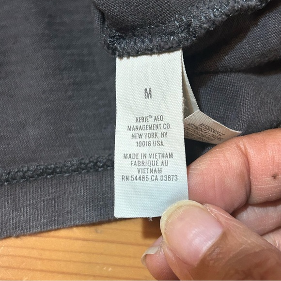 Aerie Charcoal Long Sleeve Top Graphics Tis The Season (To Be Together) Size Med - Picture 9 of 12